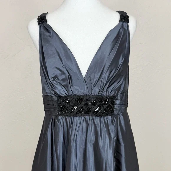 Rickie Freeman Teri John Silk Bead Embellished Silvery Blue Sleeveless Gown 12 - Picture 5 of 12